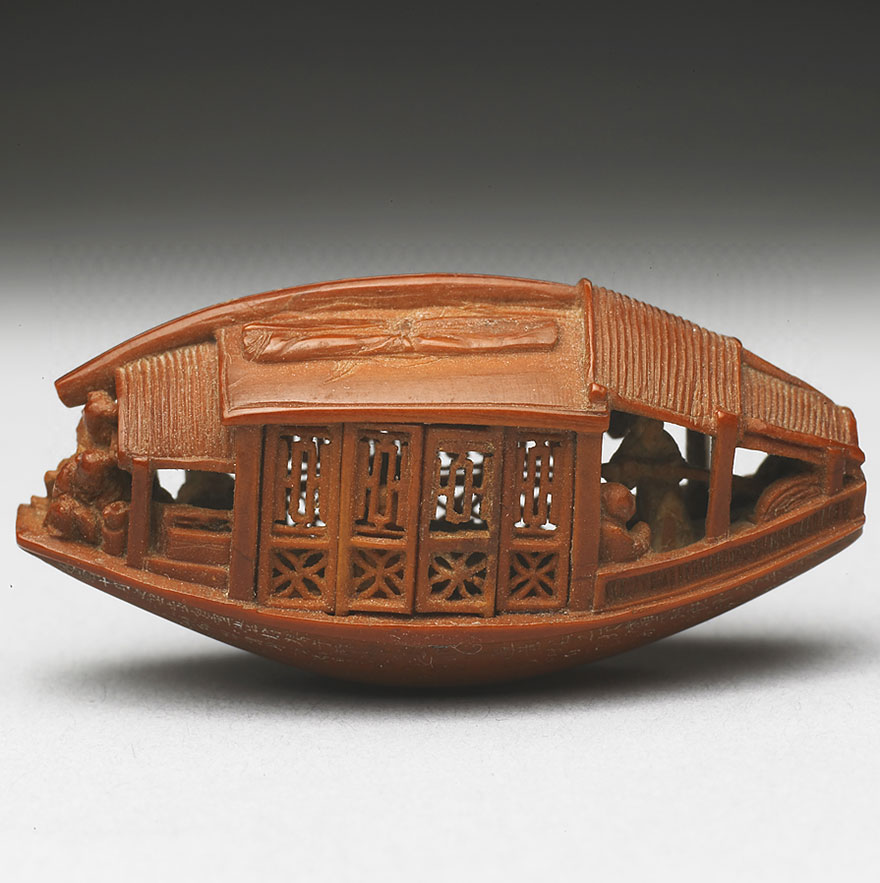 incroyable-sculpture-de-bateau-chinois-dans-un-noyau-d-olive-1737-2