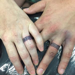 Tatouage Alliance Entrelaces
