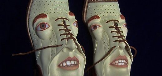 Foot-Fetish-les-chaussures-a-visage-de-Gwen-Murphy-1